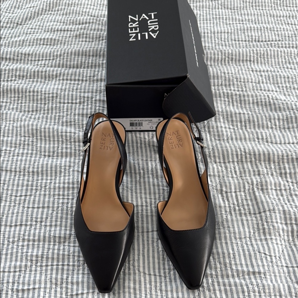 Naturalizer Black Women's Slingback Kitten Heel size 12 W, worn 2x